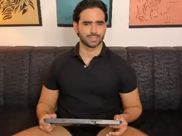 Chaturbate Free Live Porn of bradleymartin7