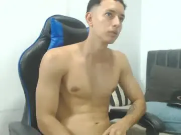 Chaturbate Live Sex Cam of jake_shadow14