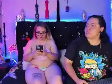 Chaturbate Free Live Porn of katieeandsharon