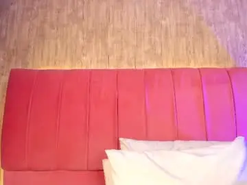 Chaturbate Free Live Porn of emily_klarence