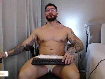 Chaturbate Live Sex Cam of johnklleyn