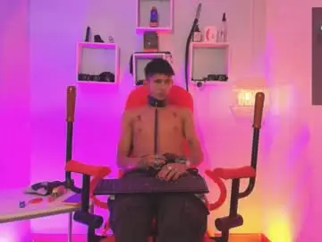 Chaturbate Watch Live Sex Cams of maximoking26