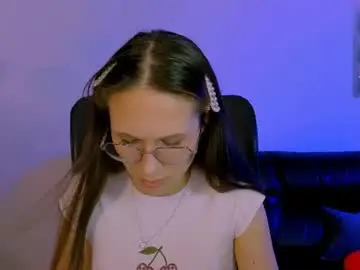 Chaturbate Live Sex Cam of nikol_kitt