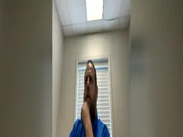 Chaturbate Nude Webcam of tipman84