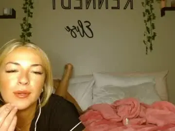 Chaturbate Sex Cam of daisyparkerxo
