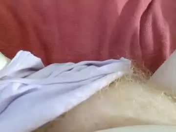 Chaturbate Live Sex Cam of kittyneedsherdaddy