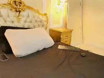 Chaturbate Adult Webcams of paulinekosh