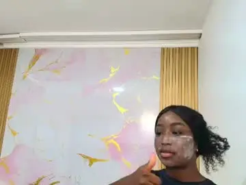 Chaturbate Free Porn Cam of paulinekosh