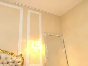 Chaturbate Nude Webcam of paulinekosh