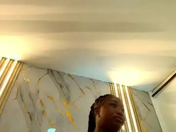 Chaturbate Nude Webcam of paulinekosh