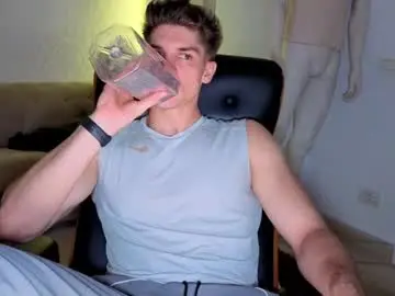 Chaturbate Watch Live Sex Cams of maxkaiden