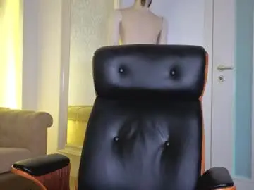 Chaturbate Live Sex Cam of maxkaiden