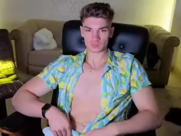 Chaturbate Nude Webcam of maxkaiden