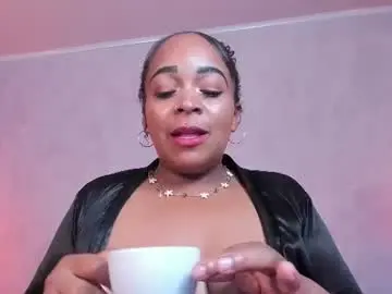 Chaturbate Watch Live Sex Cams of rouses_malih