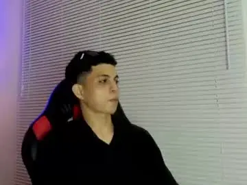 Chaturbate Free Porn Cam of cameron_lux4