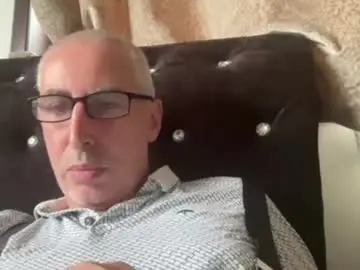 Chaturbate Live Sex Cam of dfraserc