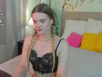 Chaturbate Live Sex Cam of emma__peach