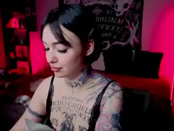Chaturbate Nude Webcam of magic_alie