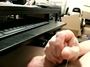 Chaturbate Live Sex Cam of onecocktwohands