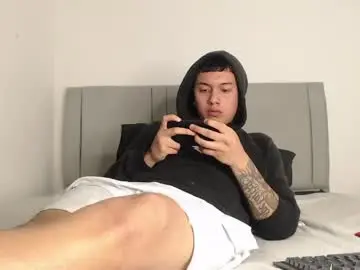 Chaturbate Live Sex Cam of alex__lover