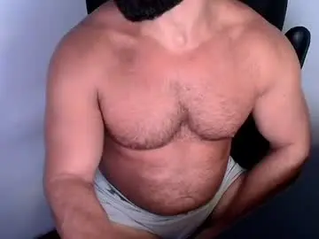 Chaturbate Free Porn Cam of beard_top_guy