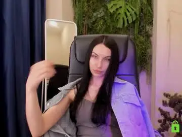 Chaturbate Sex Cam of milana_miln