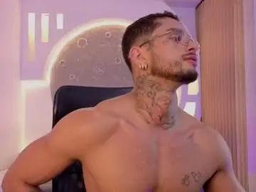 Chaturbate Free Porn Cam of alan__rogers