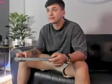 Chaturbate Sex Cam of cristopher_strong