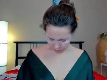 Chaturbate Live Sex Cam of mira_karter