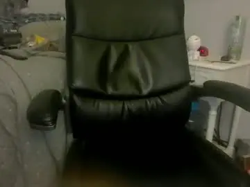 Chaturbate Free Porn Cam of daveishorny1988