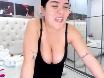 Chaturbate Live Sex of marcella_hill