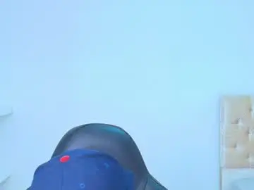 Chaturbate Sex Cam of cassian_gold