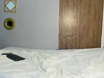Chaturbate Adult Webcam of smiths_couple