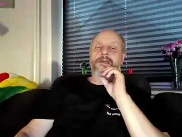 Chaturbate Sex Cam of hardmrlazy
