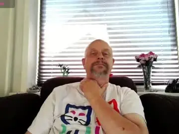 Chaturbate Live Sex of hardmrlazy