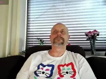 Chaturbate Live Sex of hardmrlazy