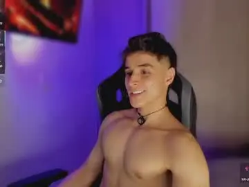 Chaturbate Best live sex cam show of thomklein