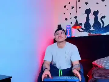 Chaturbate Watch Live Sex Cams of ariies13