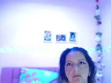 Chaturbate Adult Video Chat of helena_divine