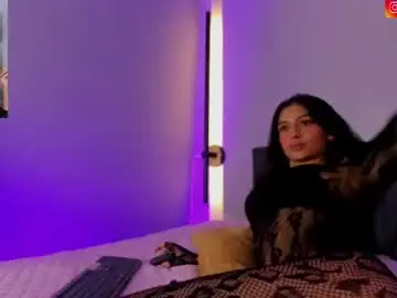 Chaturbate Live Sex Cam of lilith_petit_