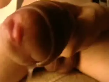 Chaturbate Nude Webcam of withbothhandsplease