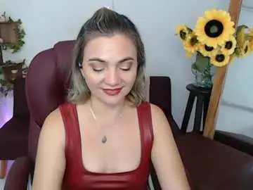 Chaturbate Free Live Porn of lilly_milf