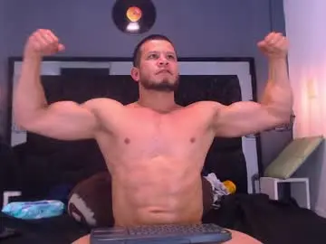 Chaturbate Live Sex of maximiliano_stronge