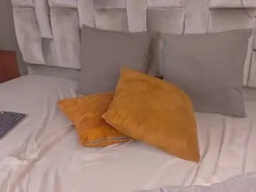 Chaturbate Live Porn of nahomicampbell_