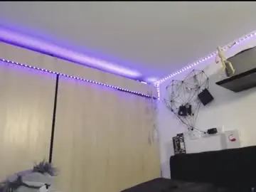 Chaturbate Best live sex cam show of santii_rose