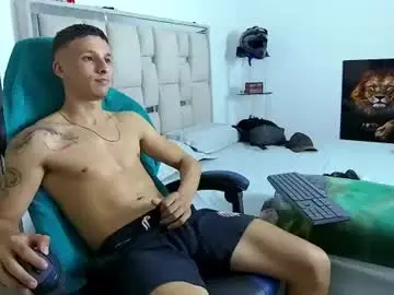 Chaturbate Live Porn of andrew_lover21