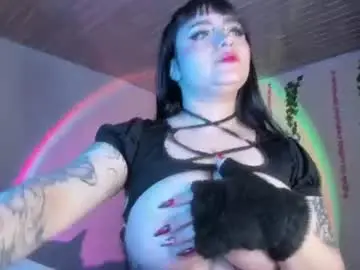 Chaturbate Free Live Porn of naeniademont