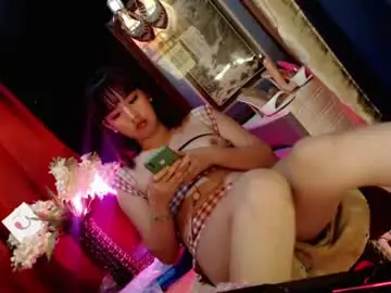 Chaturbate Live Sex Cam of princess_thea123