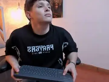 Chaturbate Live Sex Cam of kraven_lust