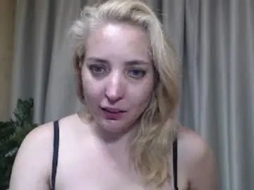 Chaturbate Adult Video Chat of ohsweetmari
